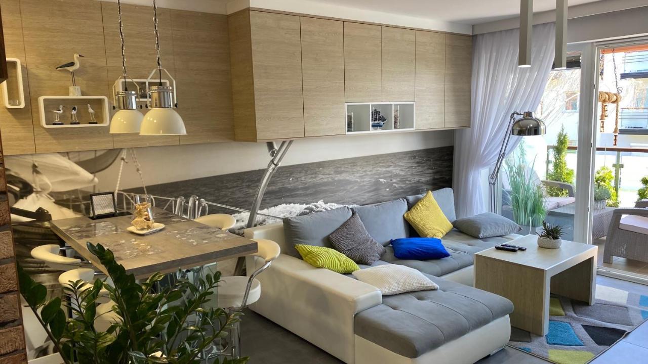 Apartament Svenita Darlowko Bagian luar foto